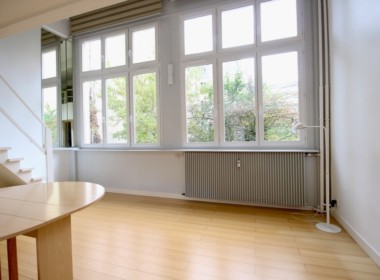 2D65DF86-B683-4A60-BE47-2C7210229747_1_105_c