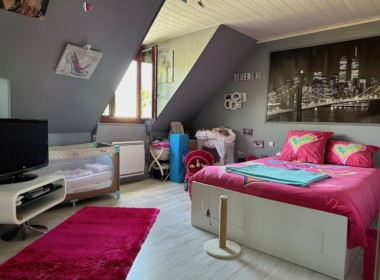 1F712D06-89A8-4576-A298-C794BBB7C570_1_105_c