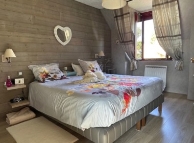 201C22CD-16FE-440F-BD6F-006A68B8292F_1_105_c