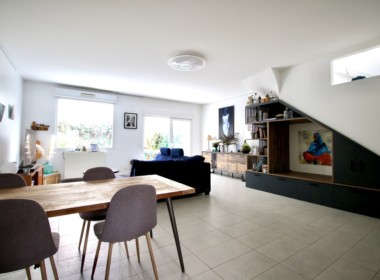 BA15B6B0-8772-403C-B0C5-74487B322847_1_105_c