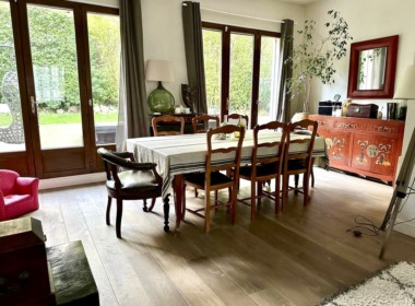 F89995CA-850A-4684-B5B0-EA5F15E9CD68_1_105_c