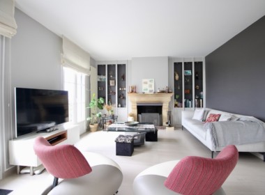 3230F5D4-C350-47D5-BE9B-460C27EC9978_1_105_c