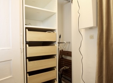 33FB87AF-BA1B-44C2-8AD9-10E4D75B1F4C_1_105_c