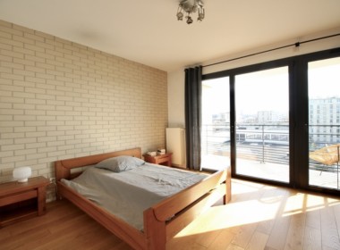 85F54333-0AD8-4D79-960D-1701FE3A4130_1_105_c