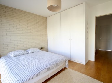 E78F33BE-EBEB-49AD-904D-6860A0897D72_1_105_c